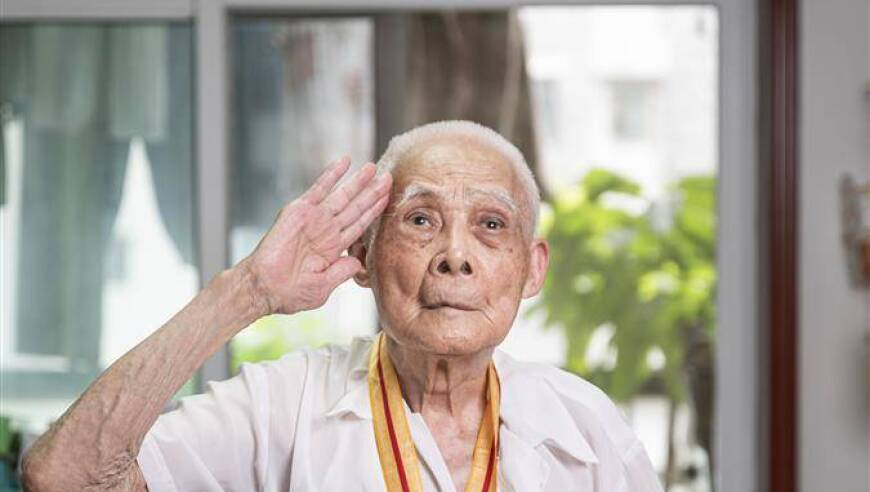 澳门旺仔心水五肖10码资料,男友拍照生死难料,创造力策略实施推广_基础版V2.42